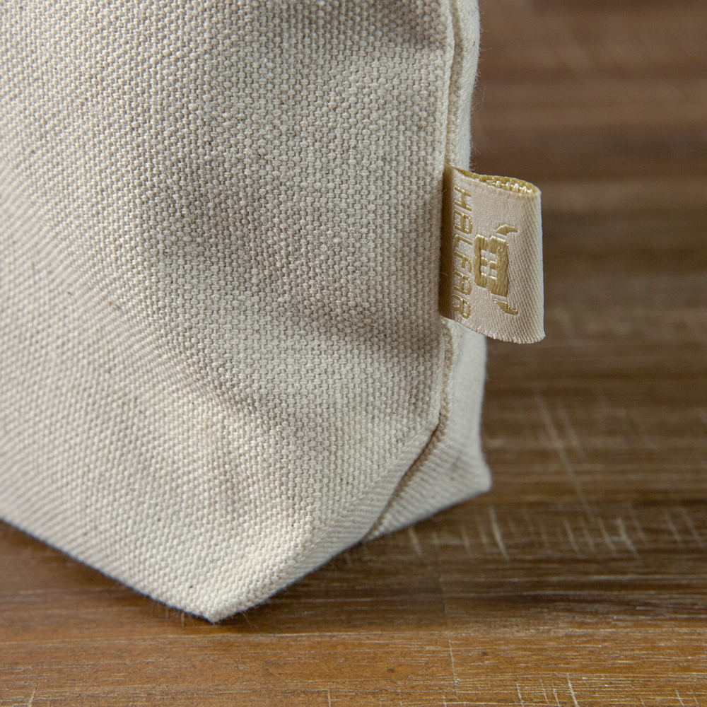 In a restless world - Bag - Natur