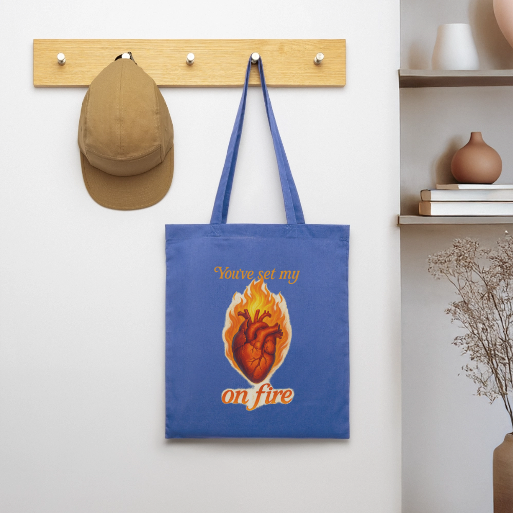 Heart on Fire - Stoffbeutel - Hellblau